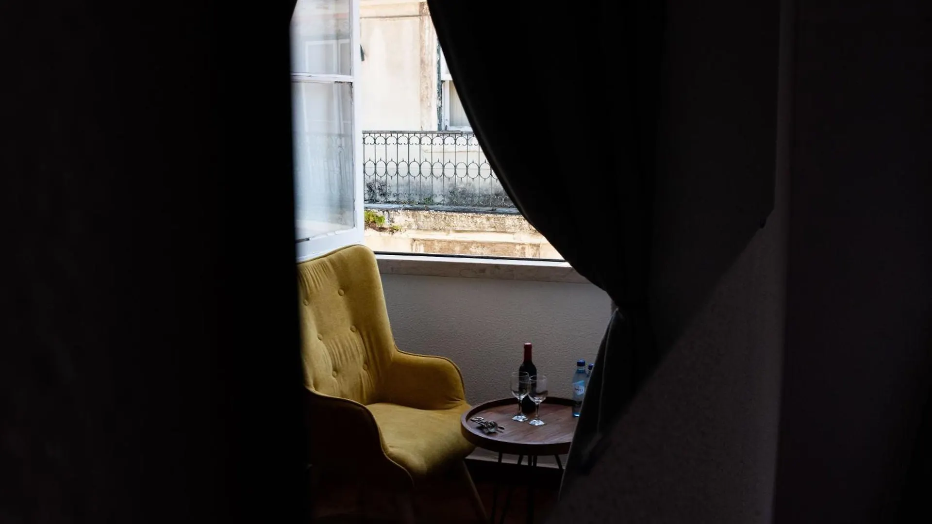 Draft Hostel & Rooms Lisbon