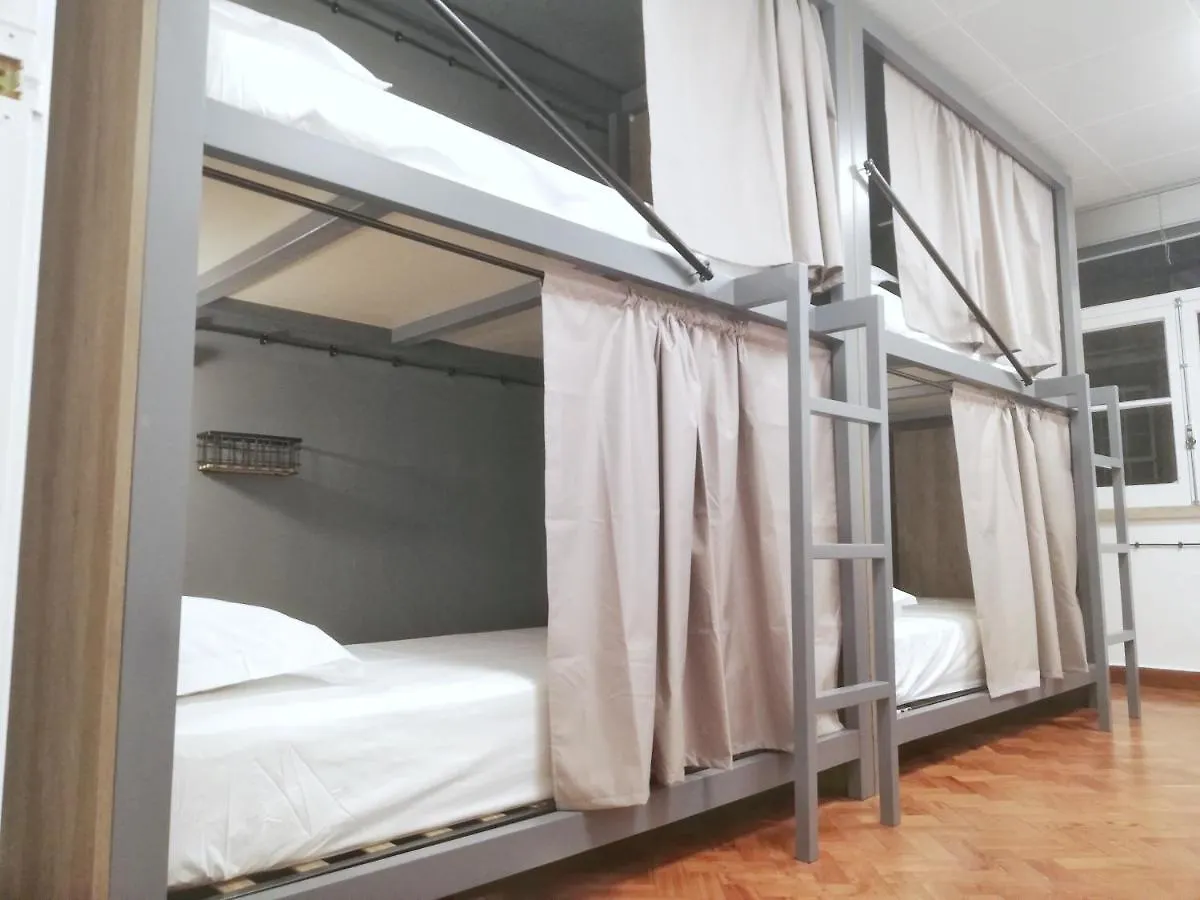 Draft Hostel & Rooms Lisbon